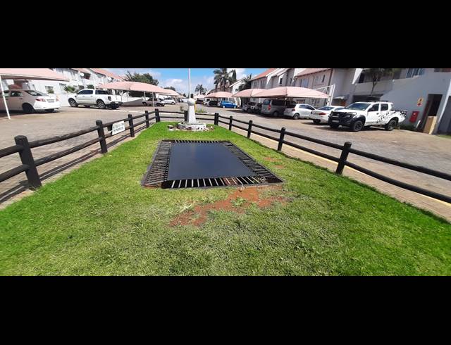 2 BEDROOM TOWNHOUSE FOR SALE IN GLEN MARAIS